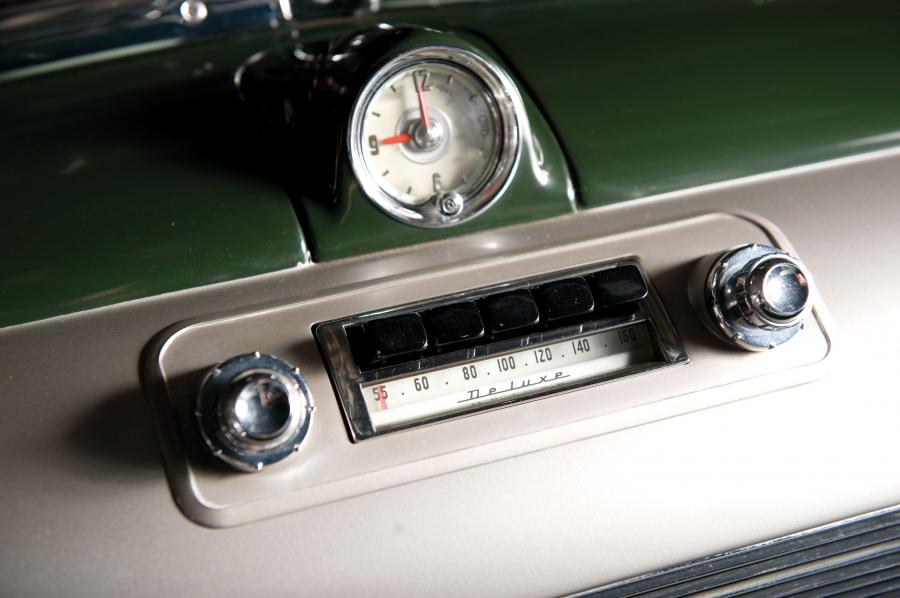  Oldsmobile 88 Deluxe Holiday Coupe 1950 года  (фото 5 из 8)
